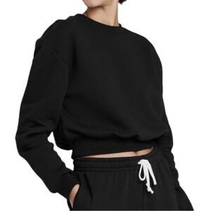 Wild Fable Women’s Black Cropped Sweatshirt Size Large